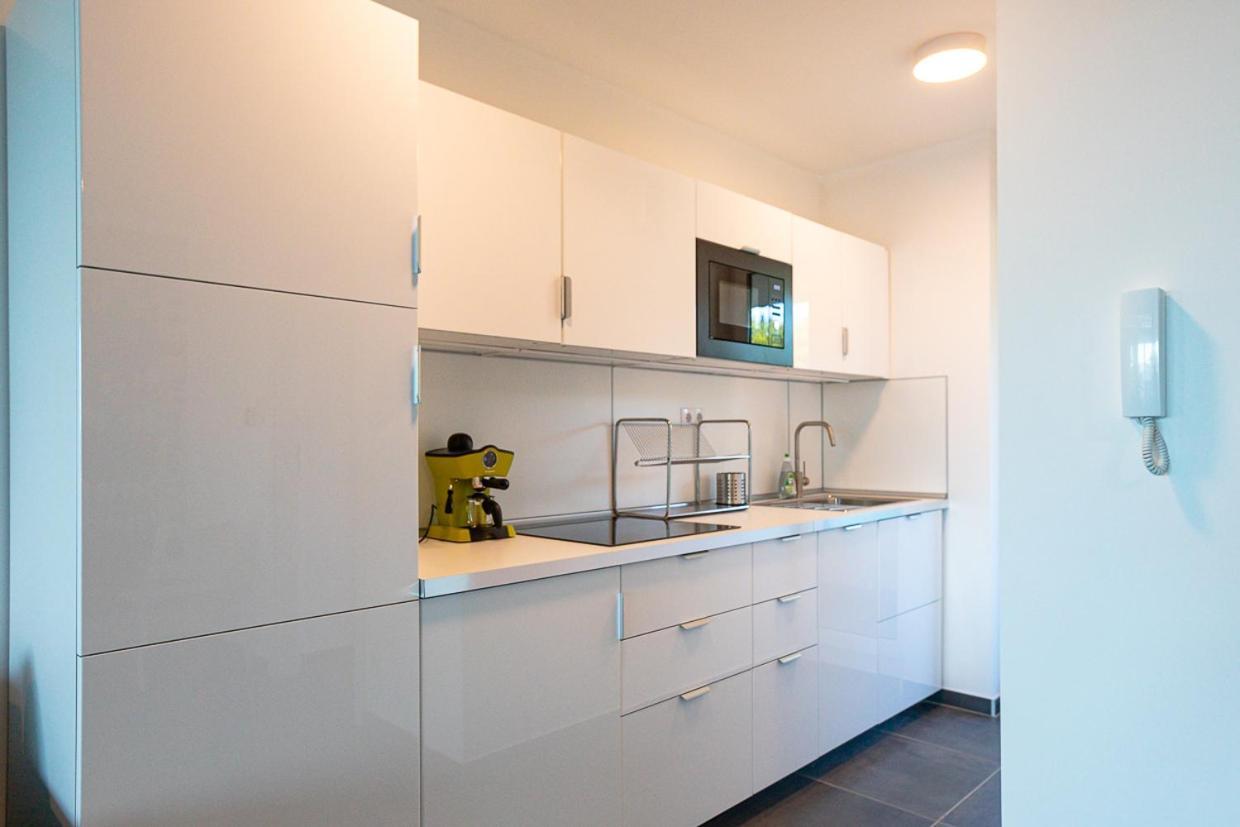 Marina Apartman Hotel Balatonszemes Ngoại thất bức ảnh