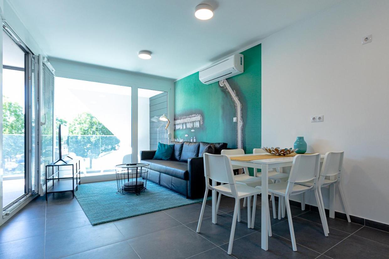 Marina Apartman Hotel Balatonszemes Ngoại thất bức ảnh