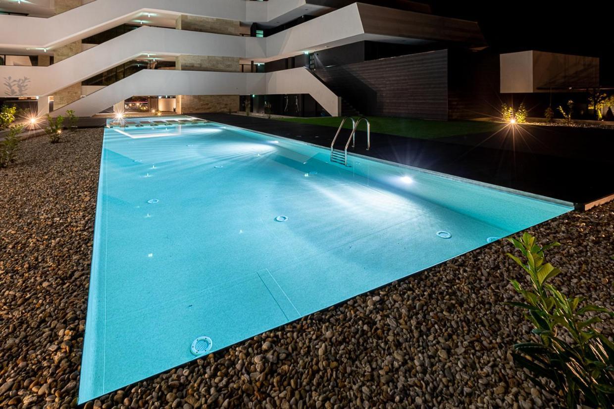 Marina Apartman Hotel Balatonszemes Ngoại thất bức ảnh